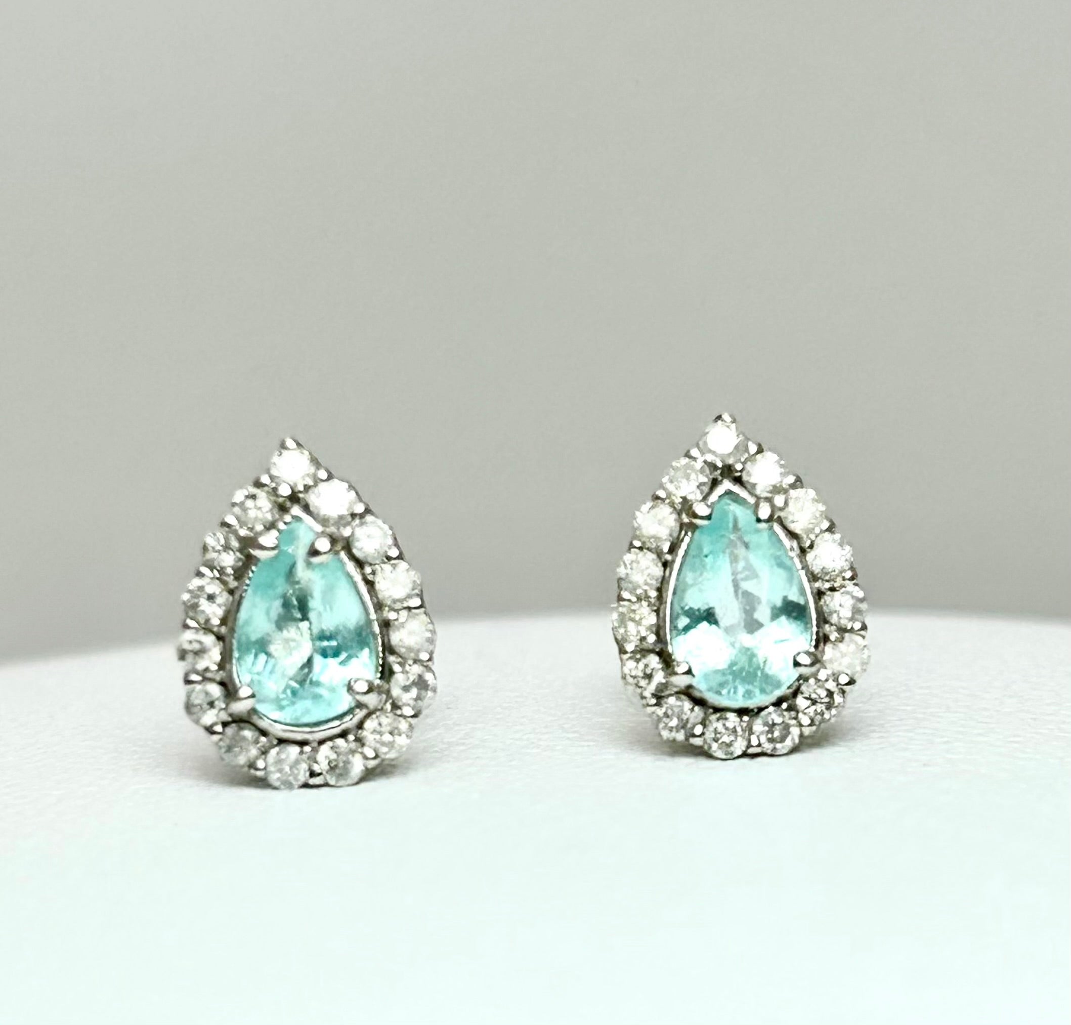 Orecchini Tourmaline Paraiba Neon blue e diamanti Naturali Oro bianco 18k