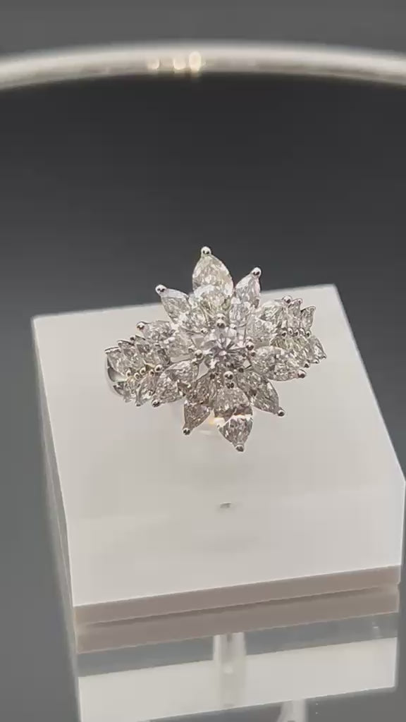 Anello La Regina Diamanti Naturali GIA in oro bianco 18k